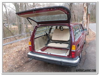 Illustration for article titled For $8,000, This 1980 Volvo 245 DL Is The Box It Came In